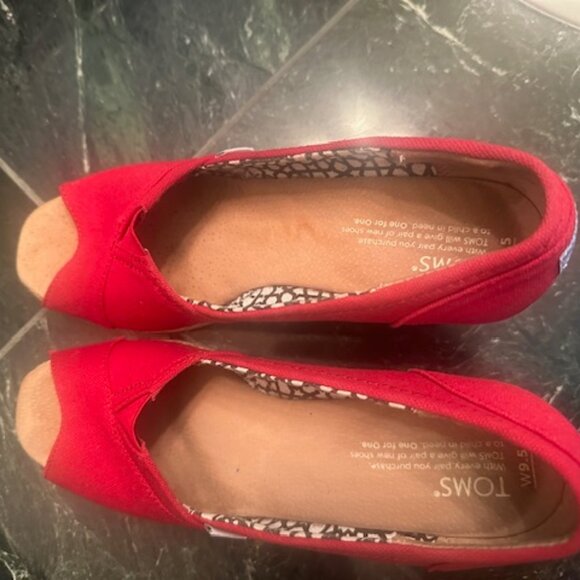 Toms Women's Wedges Red Calypso Canvas Espadrille Slip On Peep Toe-SIZE 9.5 - Picture 7 of 13